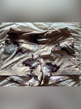 Beige Camo Women's Athletic Shorts - High Waist Performance
